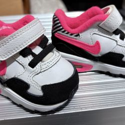 Girls Nike Air max 2015 Brand New Sz 2C
