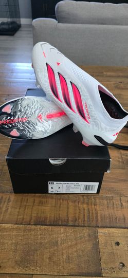 Predators Elite  LL FG