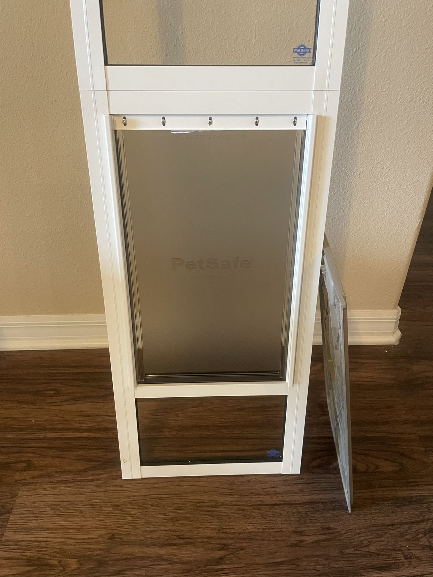 Doggy Door For Sliding Glass Door - OPEN BOX/NEW