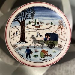 Vintage Germany Villeroy & Boch Naif Christmas Trinket Box Rural Winter Scene Wood Gatherers Village in Winter Luxembourg Vitro Porcelain N•3 This is