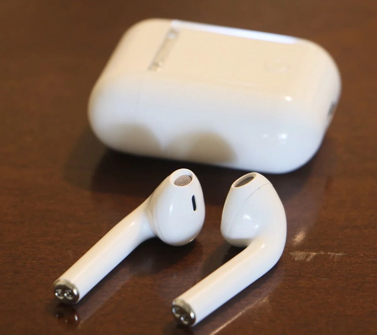 AirPods