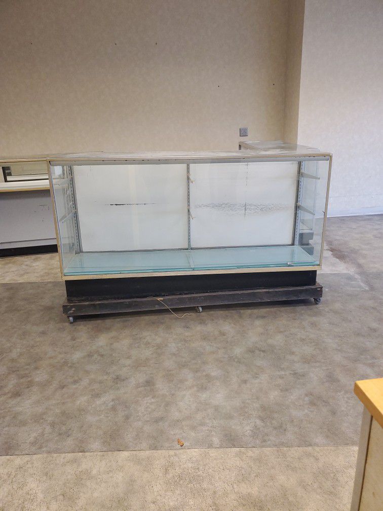 Free Display Cases, You Pick Up