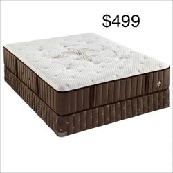 Sterns and Foster King Pillowtop Mattress 14 inch thick and box spring new in plastic free delivery in Atlanta