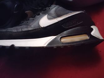 Air maxes