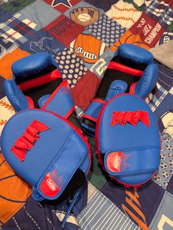 Boxing gloves