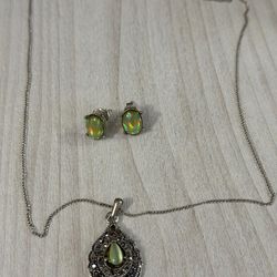 Juego cadena aretes stainless piedras jade