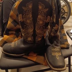 Pre-owned Women Terra Boots Size US 9