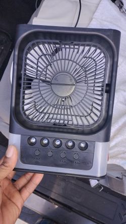 Car fan $25 cedar Hill tx pick up only