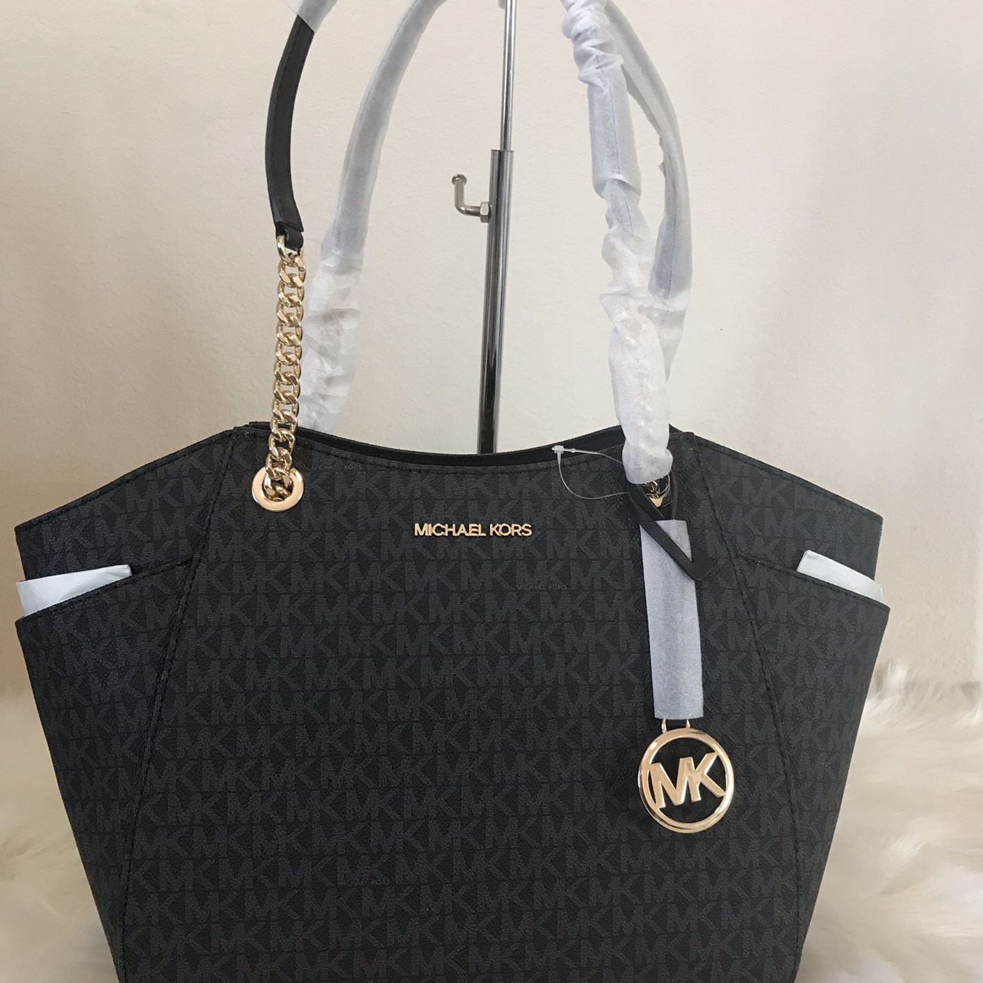 Michael Kors Jet Set Large Logo Top-Zip Tote Bag For Women (Cream, FS)