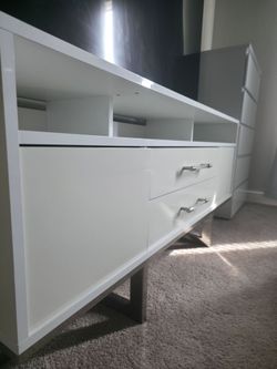 White TV Unit