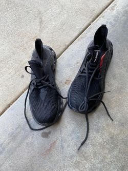 Steel toe shoes size 47 I think is 12.5 to 13