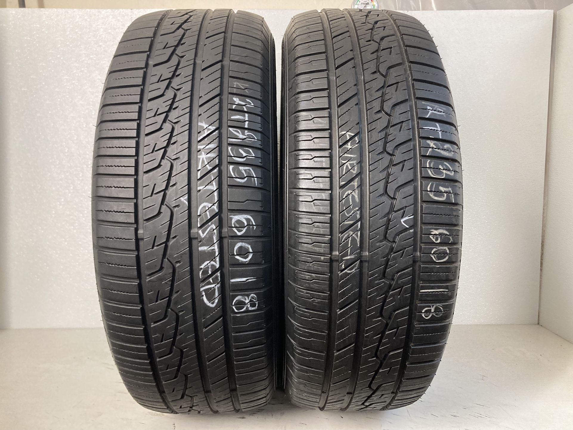 2 Tires 235 60 18 Sumitomo HTR A/S P03 107V