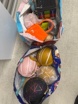 Mixed Novelty Purse and Handbag Lot