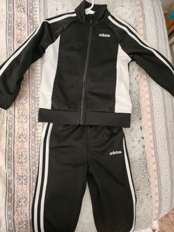 Adidas kids track suit size 4