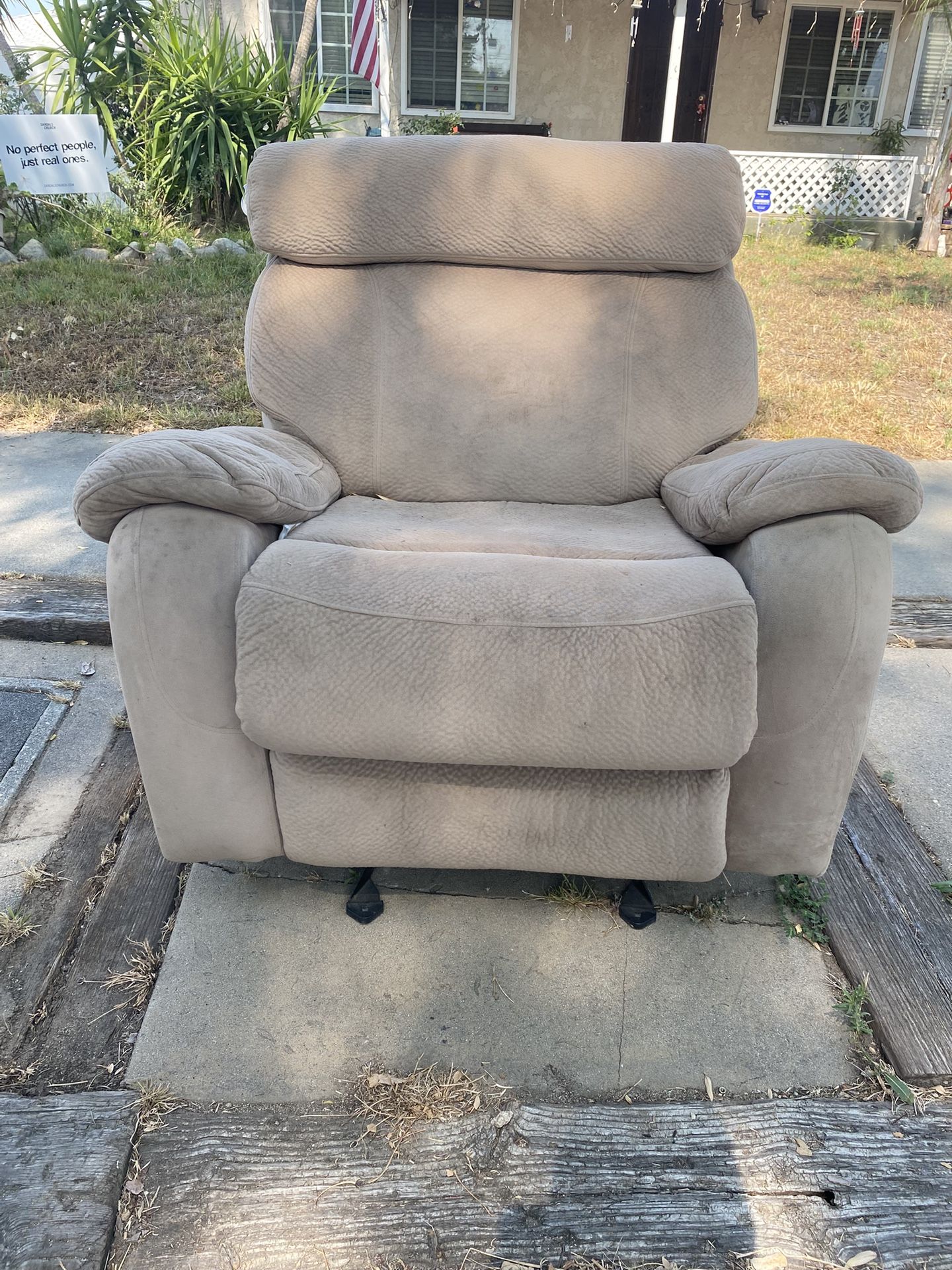 free recliner
