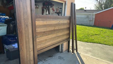Una Base De Madera En Muy Buenas Condiciones, Madera, Rústica, Muy Bonita, Bien Tratad Hita, Pura Madera Buena
