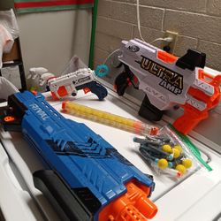 Nerf Guns In Toys Gun Comes With Bullets All In Great Condition 
