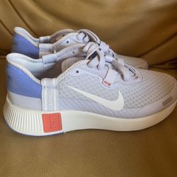 Brand New Women’s Nike Shoes - $50