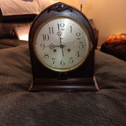 Bee Hive Mechinacal Clock, Large with gong