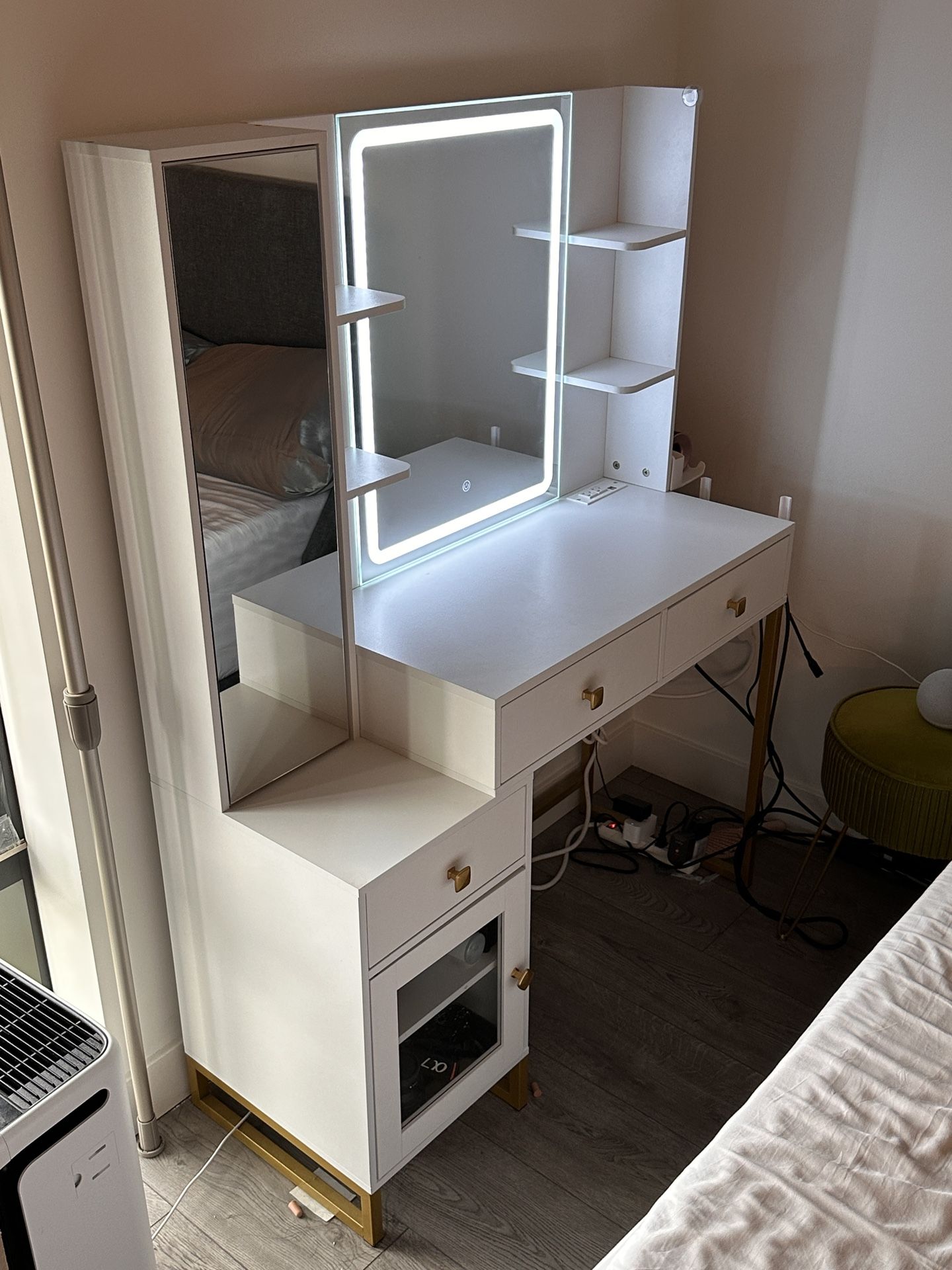 Vanity desk with built in mirror light