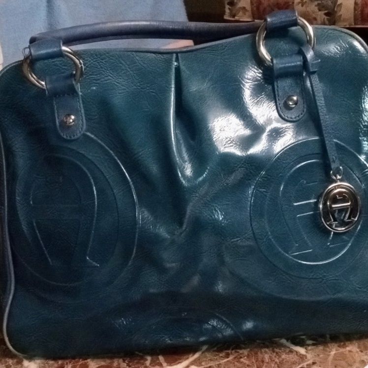 ETIENNE AIGNER EST 1949 VINTAGE PURSE for Sale in Mitchell IL OfferUp