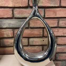 Silver Contemporary Vase 