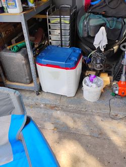Ice Chest In Very Good Condition