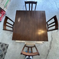 Dinner Table 
