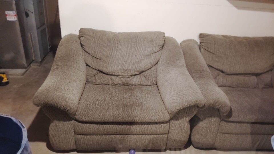 Free Recliner Seats
