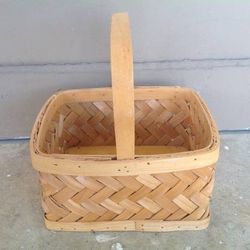 Small Basket 