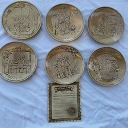 Collectors Plates 6pc Set