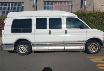 1999 GMC Savana