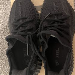 Yeezy 350 V2 Size 7 Men’s 