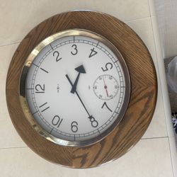 Howard Miller clock
