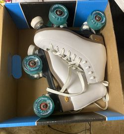 Sure Grip Roller Skates Womens 6 (Fits size 7)