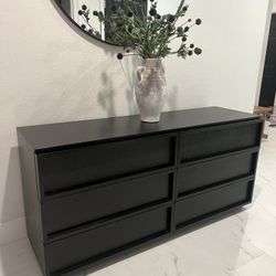 Well Made Black 6 Drawers Dresser