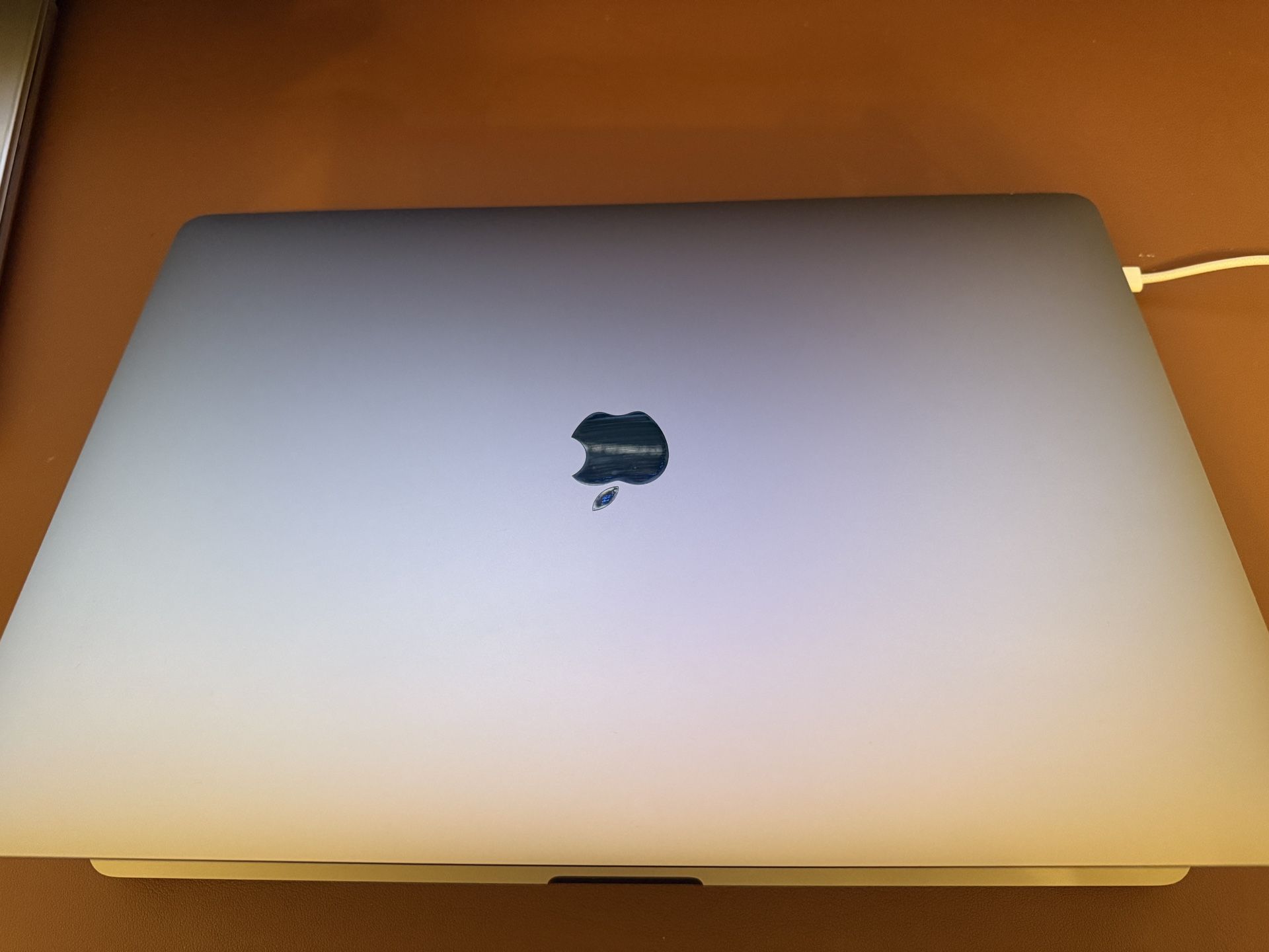 MacBook Pro 16” (2019)