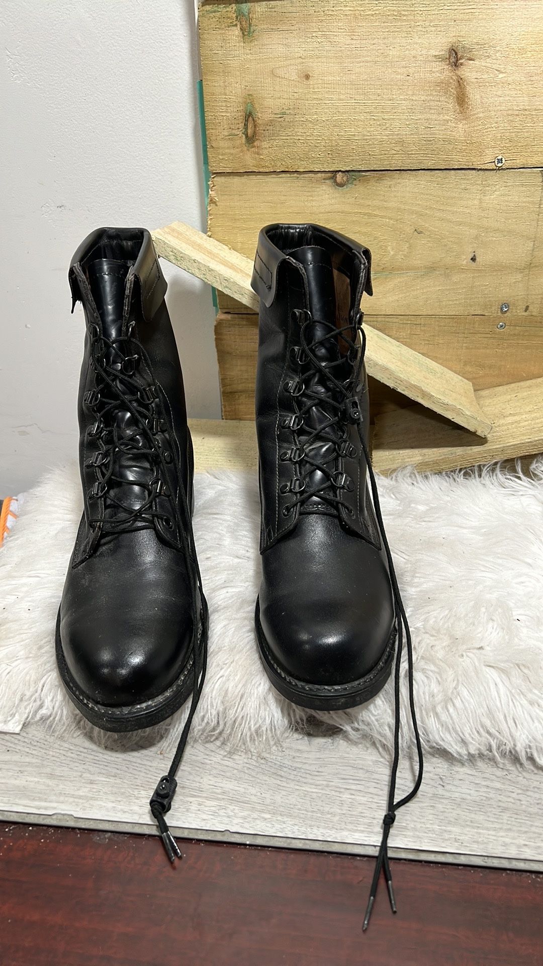 Vintage 96’ Cove Shoe Company Military Combat Army Boots Men’s Size 11 E