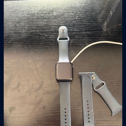 Apple Watch Series 9 45mm GPS