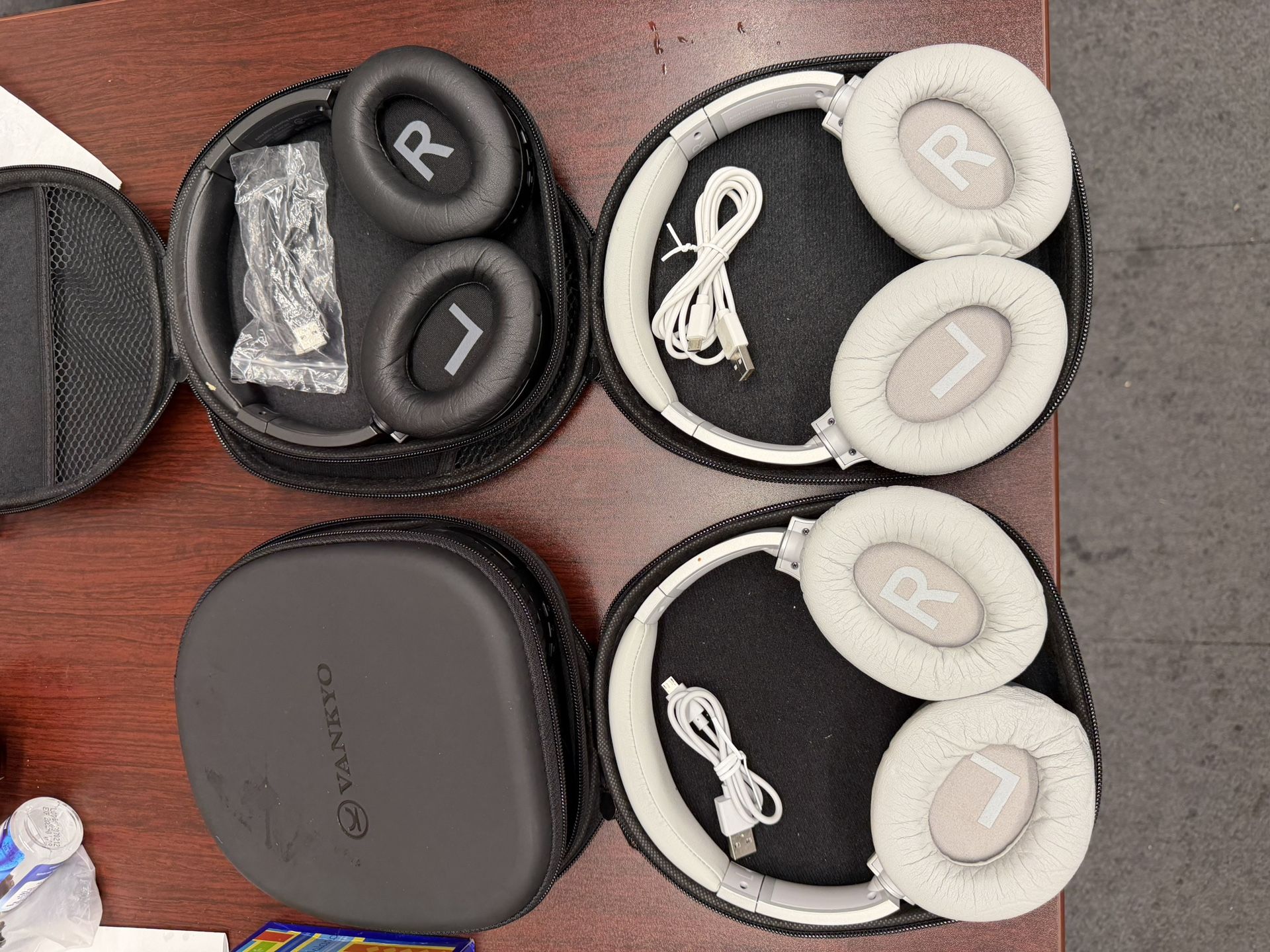 Four Bluetooth headphones ANC active noise cancellation