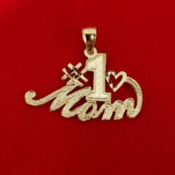 10kt Gold Mom Pendant 