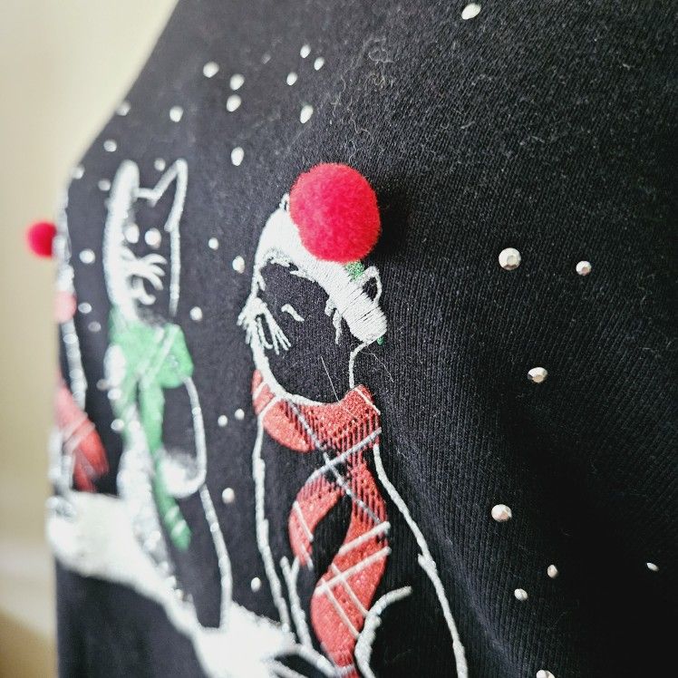 Size Medium Karen Scott Black Long-Sleeved 100% Cotton Shirt with Kitty Cats Design & Red Pom Pom Hat Tassels strategically placed & Express 100% Cash