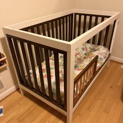Durable Crib With Lightly Used Newton Mattress Includes Mattress Cover And Sheets