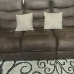  Power reclining Couches 