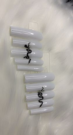 White W/ Snakes Press Ons