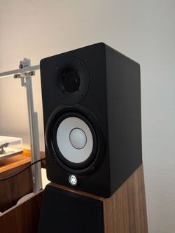 Yamaha HS5 studio monitor speakers - Pair
