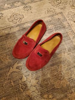 Gucci loafer kids size 33
