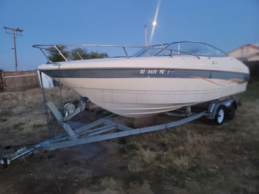 2001 Bayliner Capri