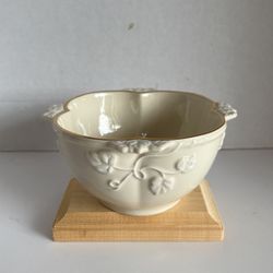 Ivy Cottage Lenox Dish