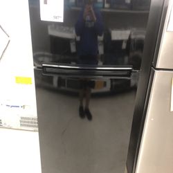 Lg Refrigerator(new With Warranty)